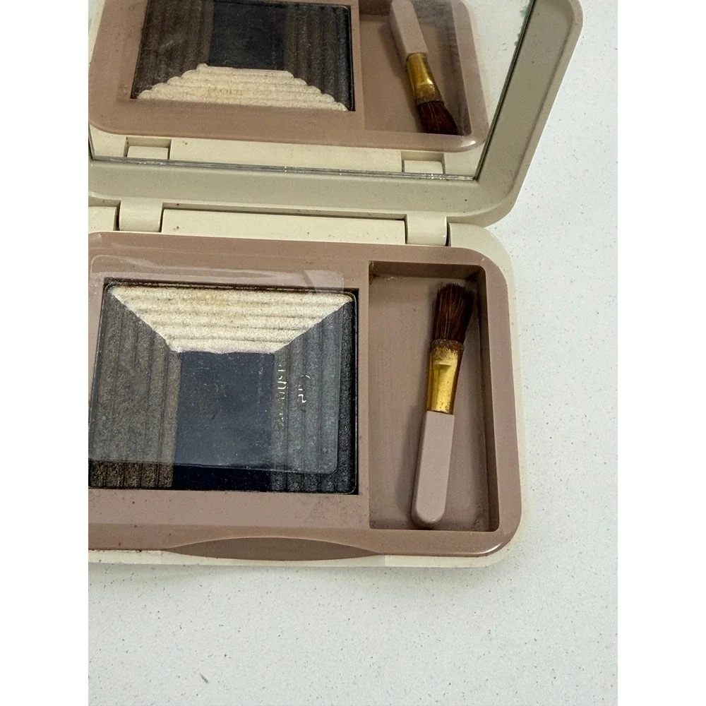 Estee Lauder‎ Tailleur 01 Pressed Satin Eyeshadow Palette Vintage Camel Navy